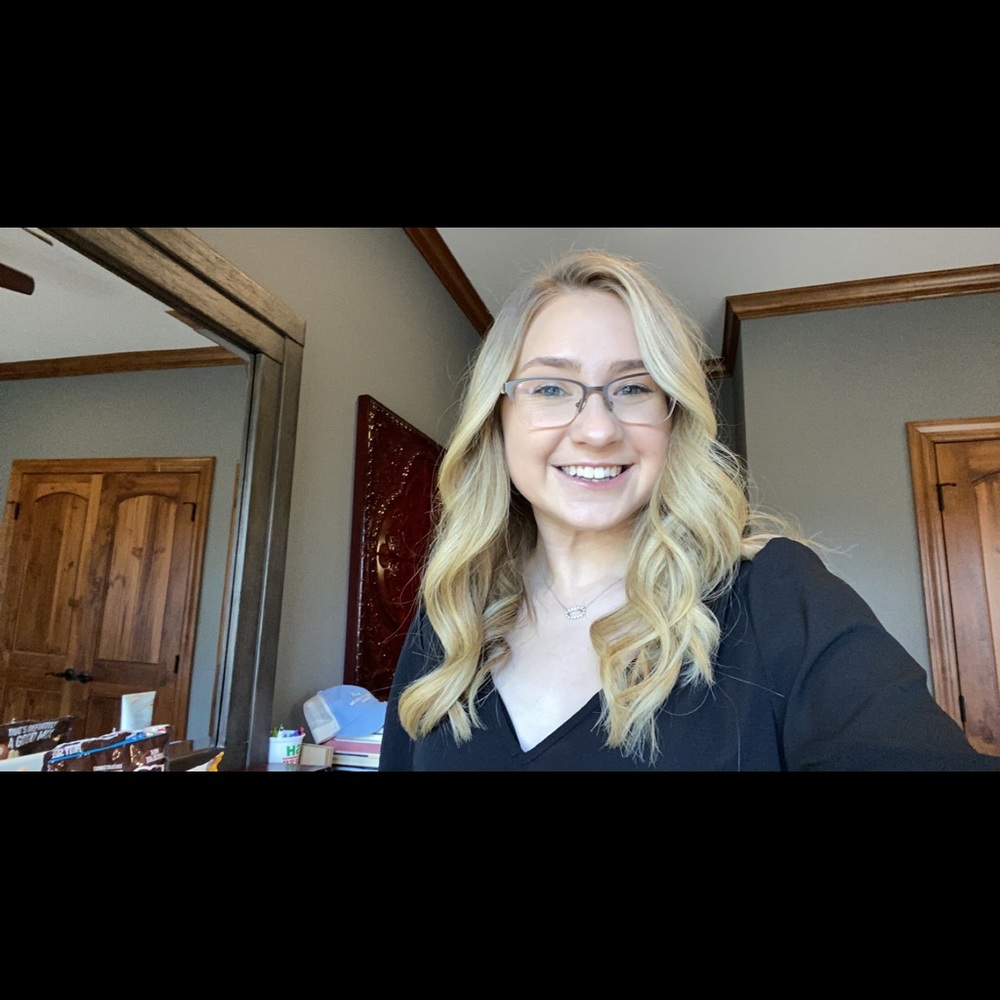 Meet your Posher, Karli
